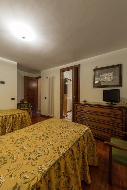 Villa Serapide B&B Tivoli Bagian luar foto