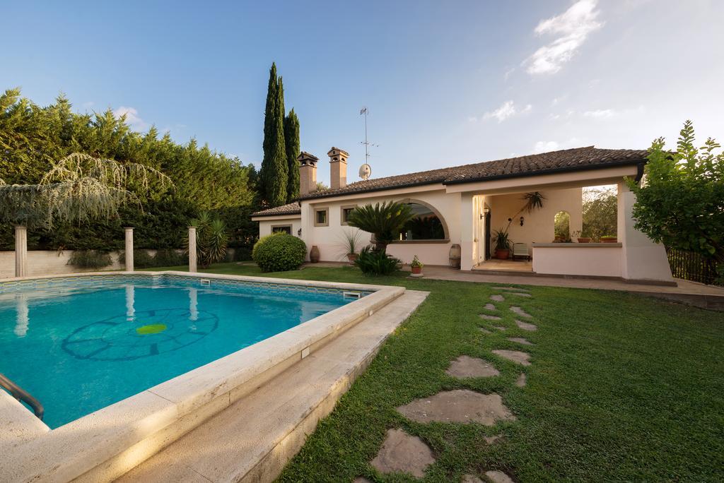 Villa Serapide B&B Tivoli Bagian luar foto